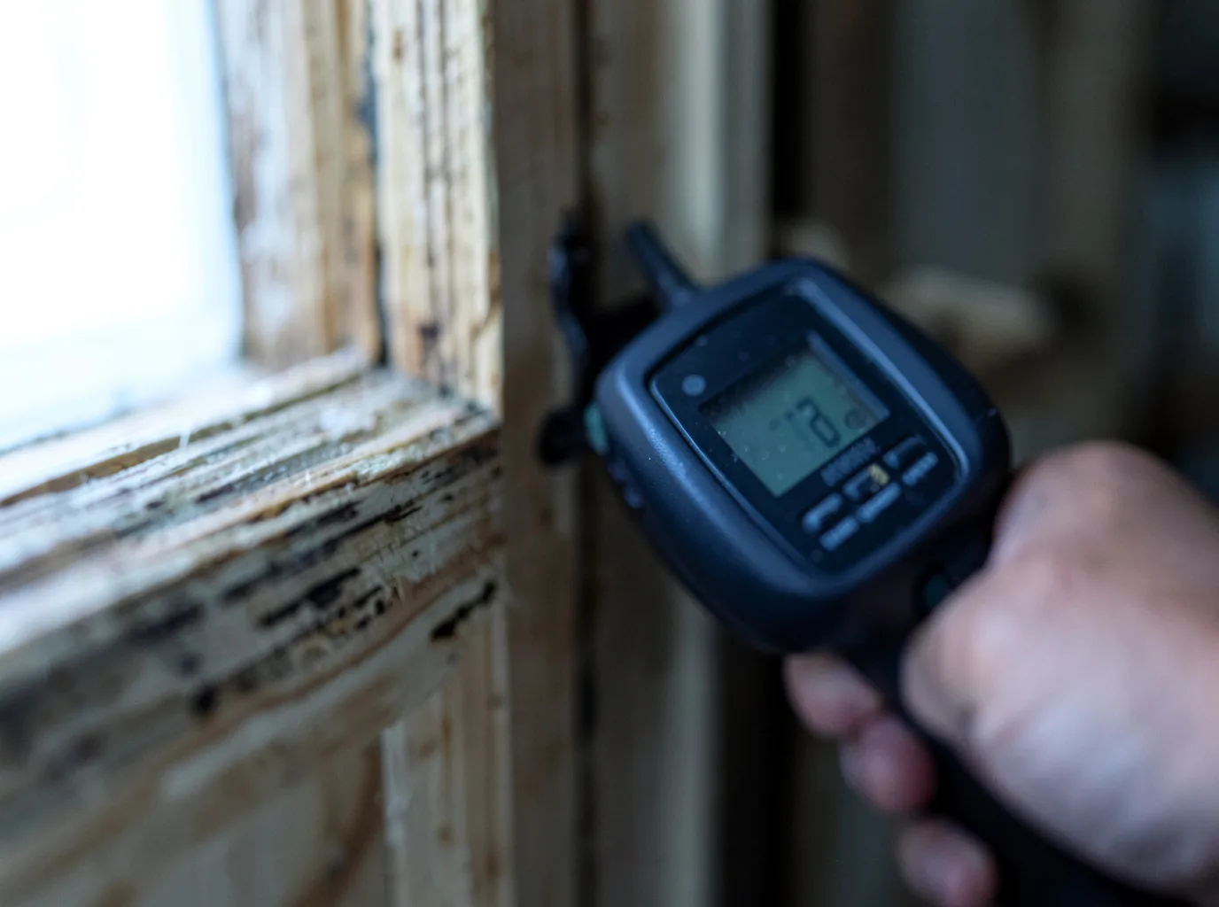 Ceiling Water Damage Repair in Johnston, IA